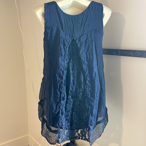Beautiful Italian Made Blue Top to dress up any bottom . - Picture 4 of 10